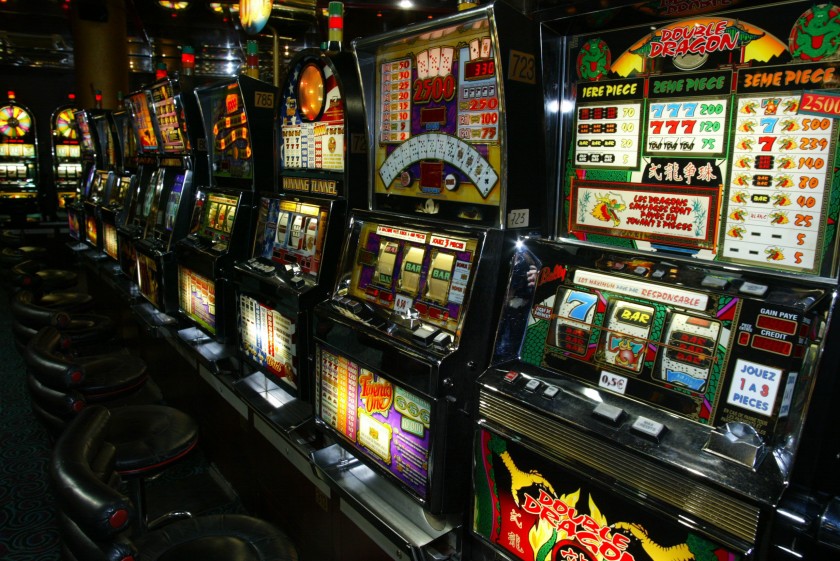 NSW Residents Ordered To Install Pokies In Their Homes Before Receiving Guests
